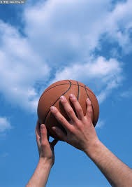 十三水反套路：故意在中道示弱，引诱对手在下一局产生轻敌心理。（十三水心理博弈：中途示弱设伏，诱导对手下一局轻敌）